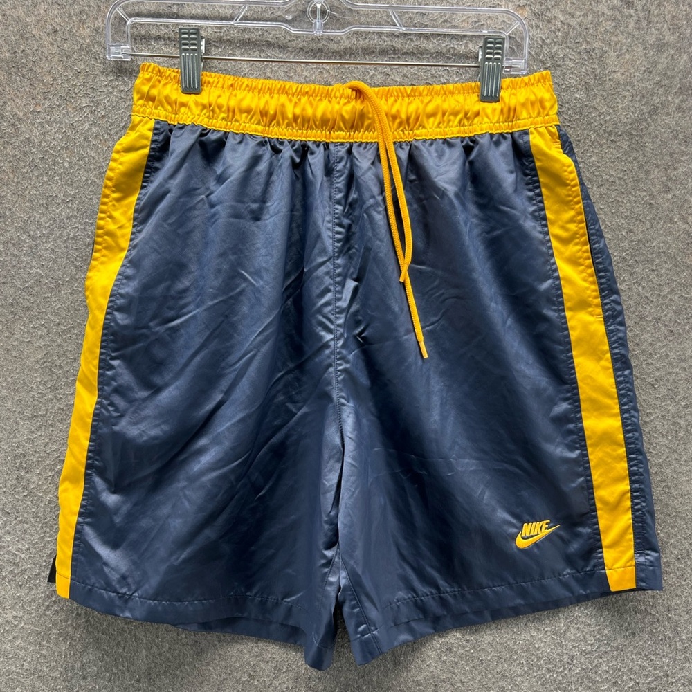 Nike Shorts Mens Small Blue Athletic Michigan Wolverines Colorblock Running